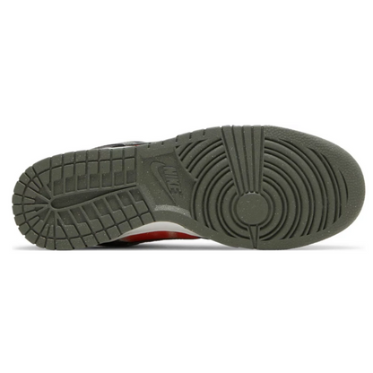 Dunk Low "Graffiti Black Red"