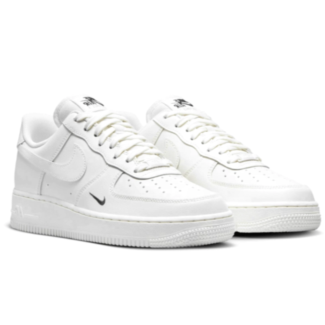 Nike Air Force 1 '07 Essential 'Sail Black'